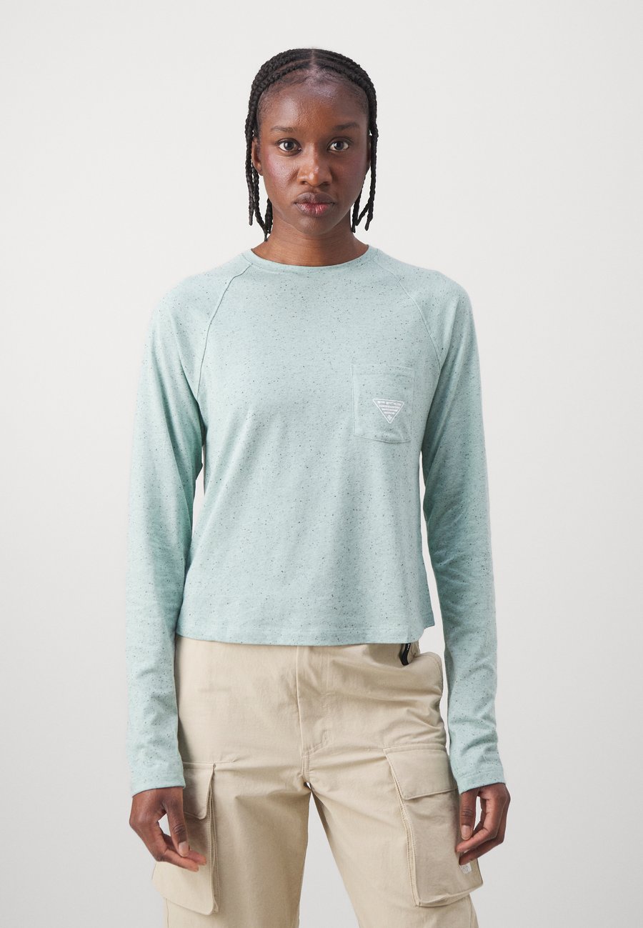 Топ Columbia UNCHARTED, Misty Jade/Turquoise
Топ Columbia UNCHARTED, Misty Jade/Turquoise