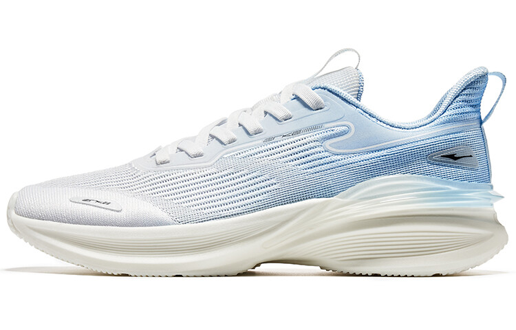 Кроссовки мужские с низким верхом белый / светло-кислородно-голубой Erke
Кроссовки мужские с низким верхом белый / светло-кислородно-голубой Erke