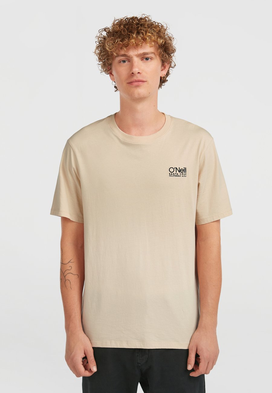 Футболка O'Neill ORIGINAL CALI LOGO T-SHIRT, Macaron/Off-White, Белый, Футболка O'Neill ORIGINAL CALI LOGO T-SHIRT, Macaron/Off-White
Футболка O'Neill ORIGINAL CALI LOGO T-SHIRT, Macaron/Off-White, Белый, Футболка O'Neill ORIGINAL CALI LOGO T-SHIRT, Macaron/Off-White