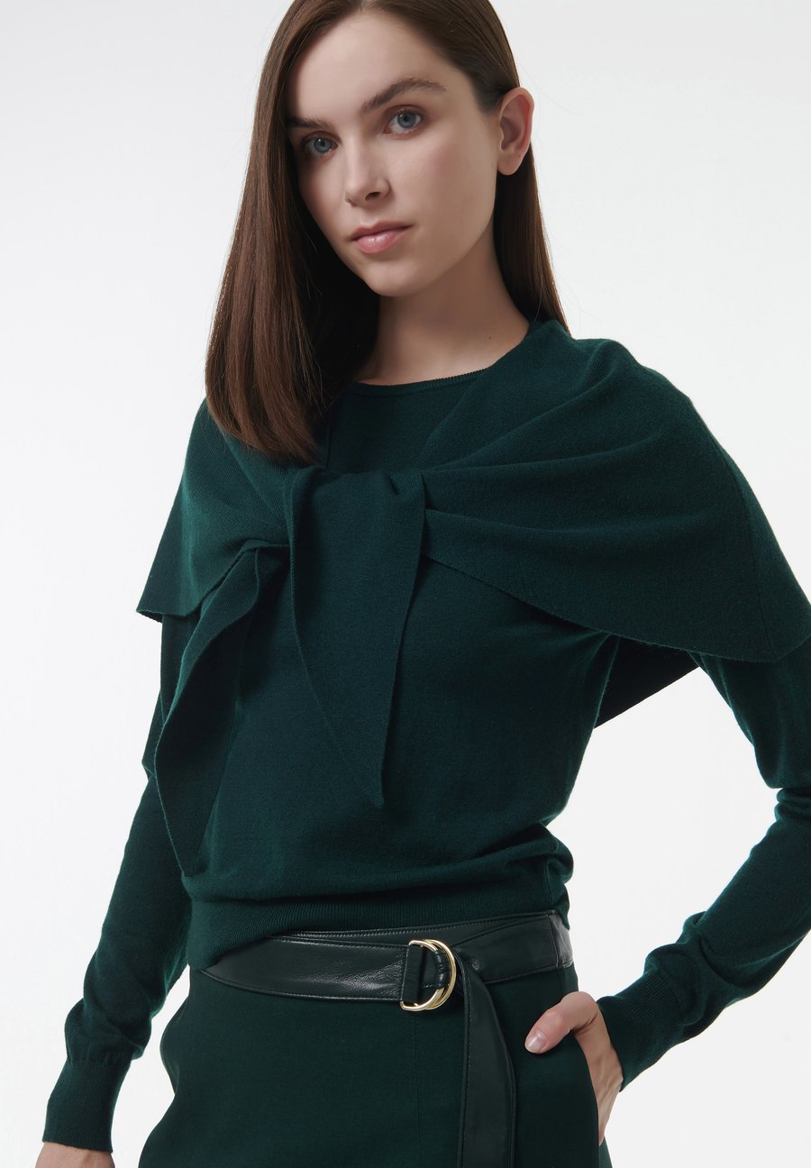 Джемпер Leem FRONT-TIE SCARF , Green
Джемпер Leem FRONT-TIE SCARF , Green