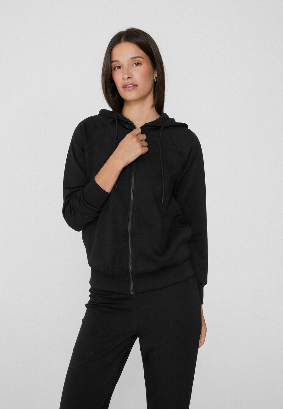 Толстовка Tezenis TEZENIS, Black/Mottled Black
Толстовка Tezenis TEZENIS, Black/Mottled Black