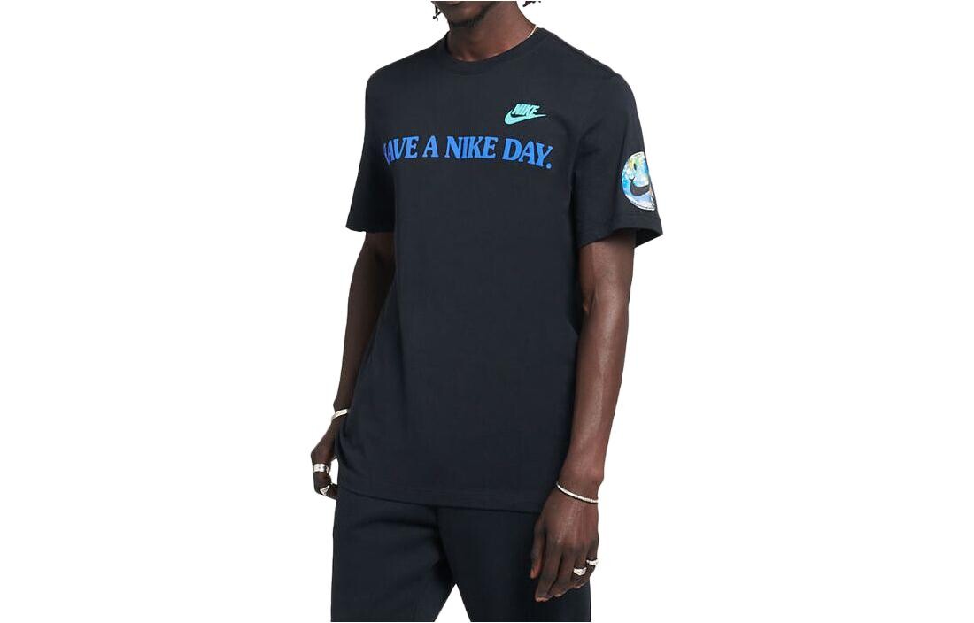 Футболка мужская черная Nike, черный
Футболка мужская черная Nike, черный