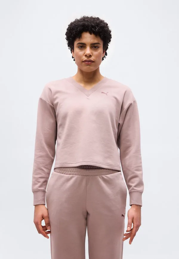 Удобная толстовка с v-образным вырезом и круглым вырезом Puma, Sandstone, Бежевый, Удобная толстовка с v-образным вырезом и круглым вырезом Puma, Sandstone
Удобная толстовка с v-образным вырезом и круглым вырезом Puma, Sandstone, Бежевый, Удобная толстовка с v-образным вырезом и круглым вырезом Puma, Sandstone