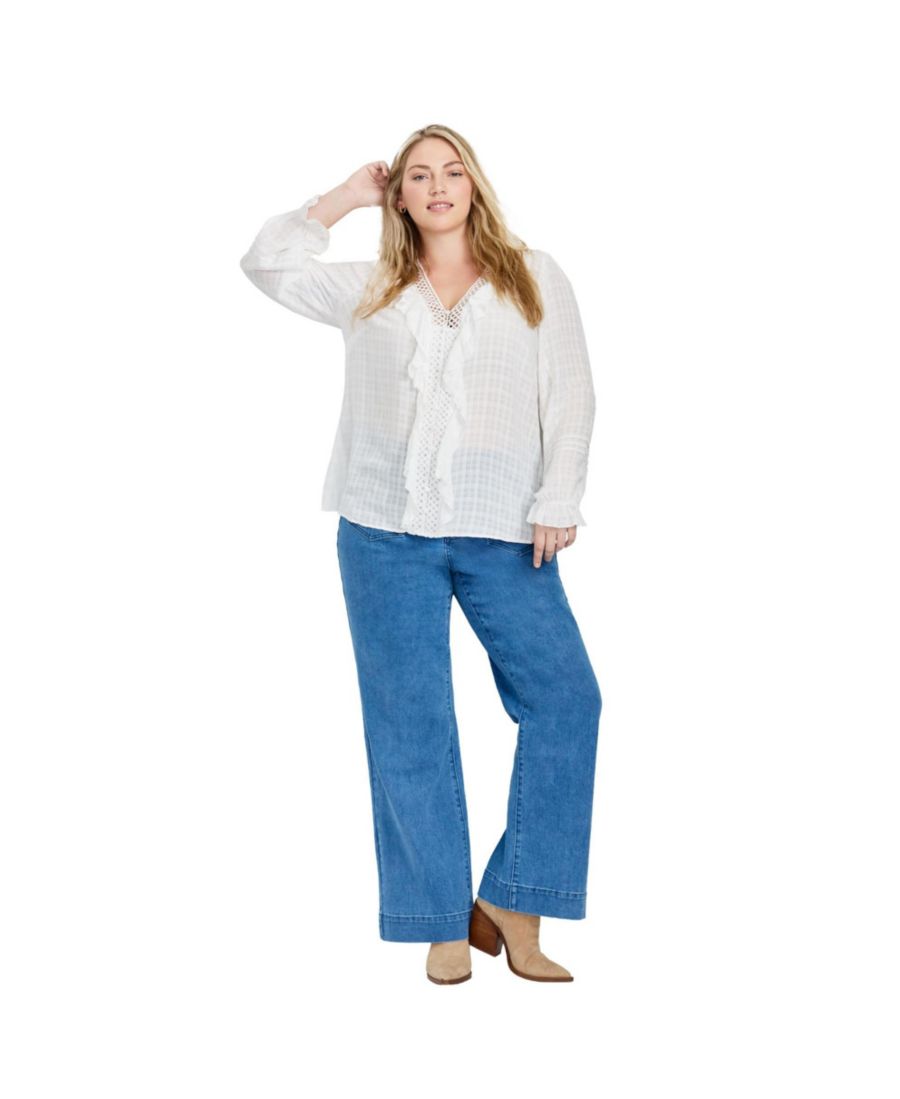 Женская рубашка больших размеров с рюшами и надписью Любовь AVENUE, Ivory
Женская рубашка больших размеров с рюшами и надписью Любовь AVENUE, Ivory