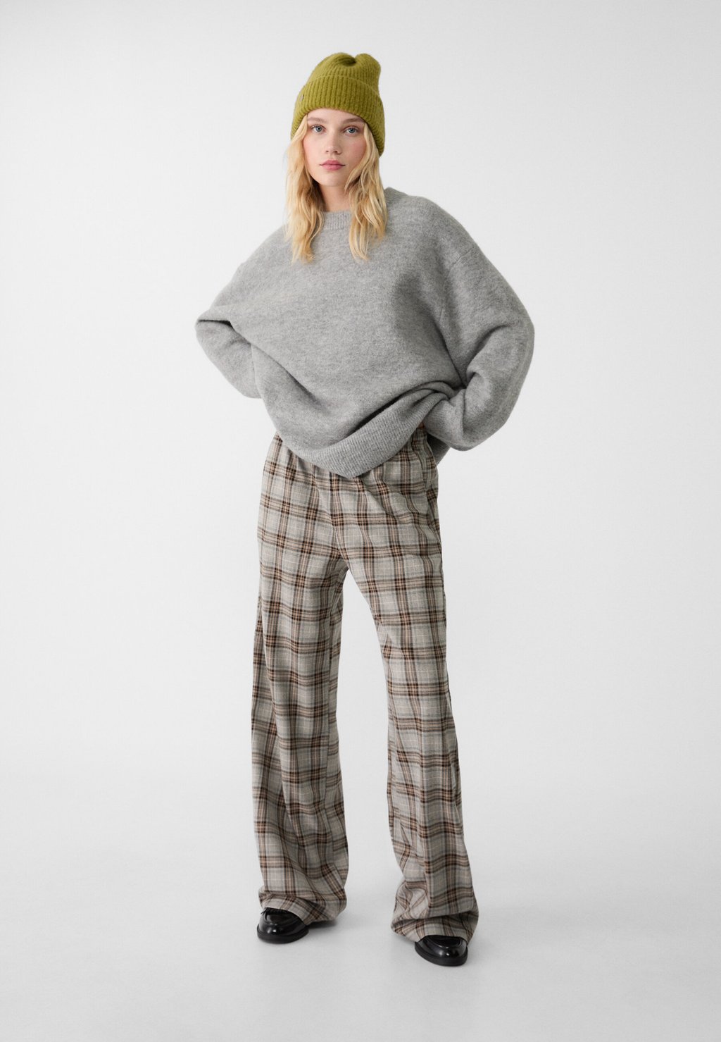 Джемпер SOFT-TOUCH Stradivarius, серый
Джемпер SOFT-TOUCH Stradivarius, серый