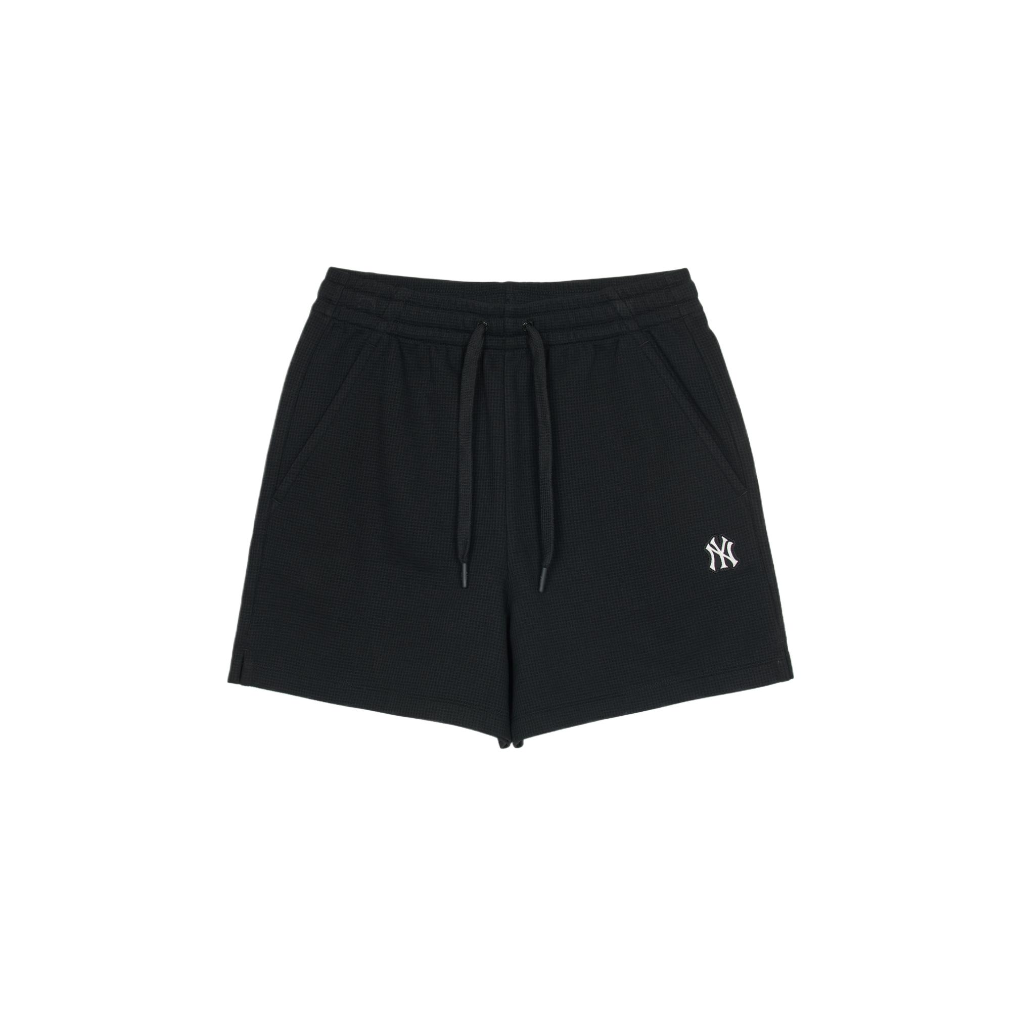 MLB Нью-Йорк Янкиз повседневные шорты женские черные
MLB Нью-Йорк Янкиз повседневные шорты женские черные