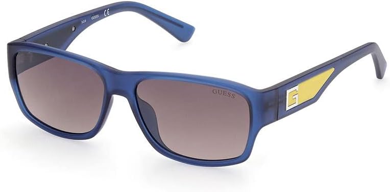 Солнцезащитные очки GUESS синего цвета унисекс
Солнцезащитные очки GUESS синего цвета унисекс