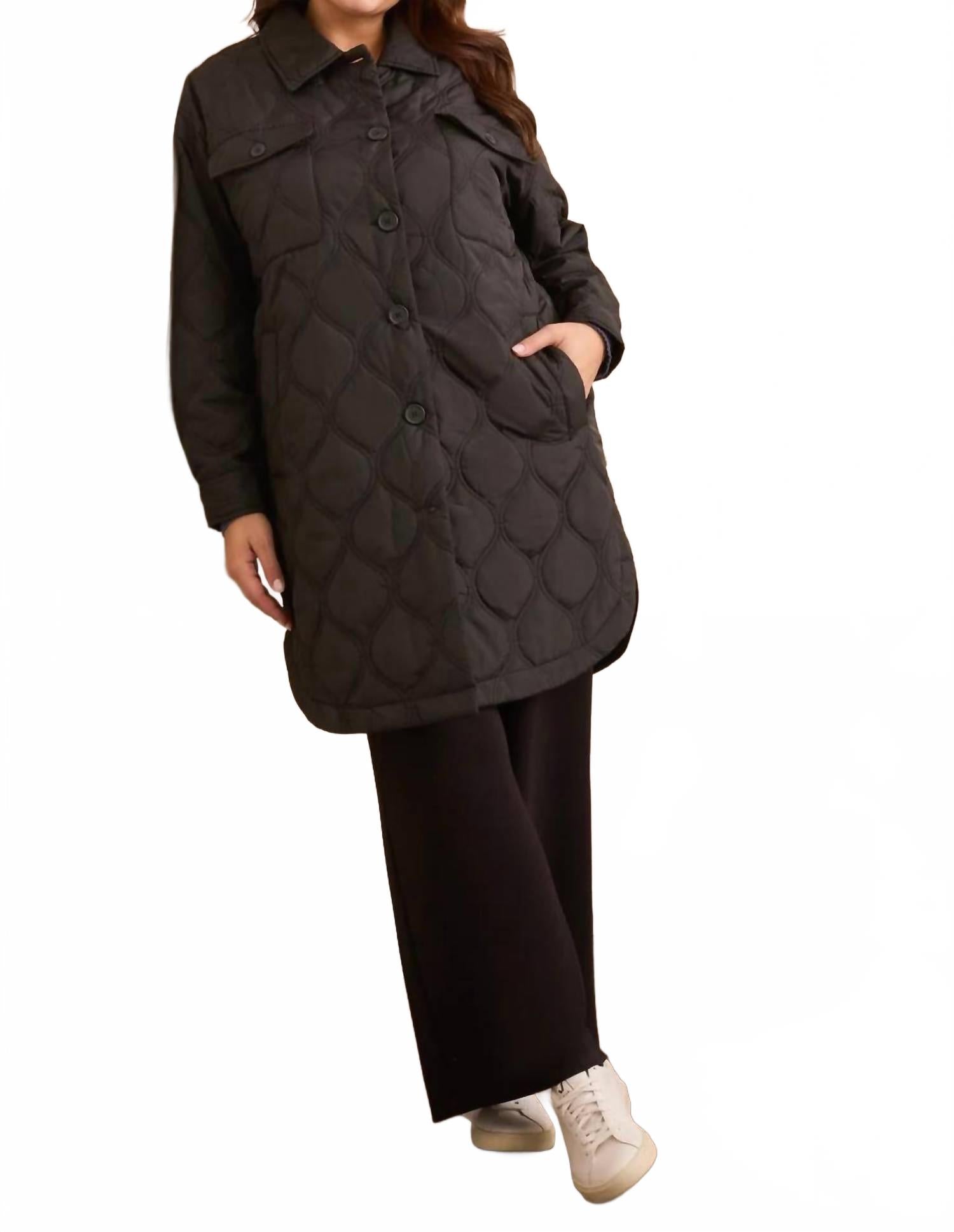 TRIBAL Длинная стеганая куртка на пуговицах с карманами, черная
TRIBAL Длинная стеганая куртка на пуговицах с карманами, черная