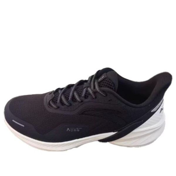 Кроссовки жало 4 Anta, черный 
Кроссовки жало 4 Anta, черный