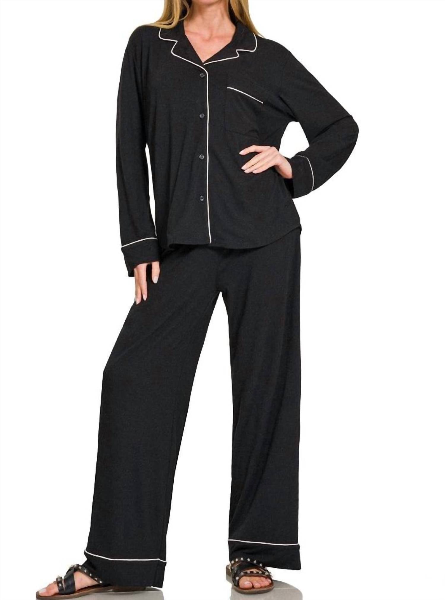 ZENANA Комплект праздничной пижамы черного цвета
ZENANA Комплект праздничной пижамы черного цвета