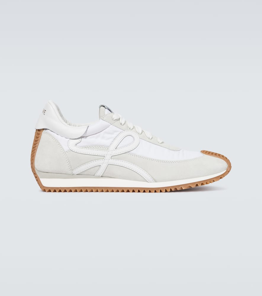 Кроссовки Flow Runner Loewe, White
Кроссовки Flow Runner Loewe, White