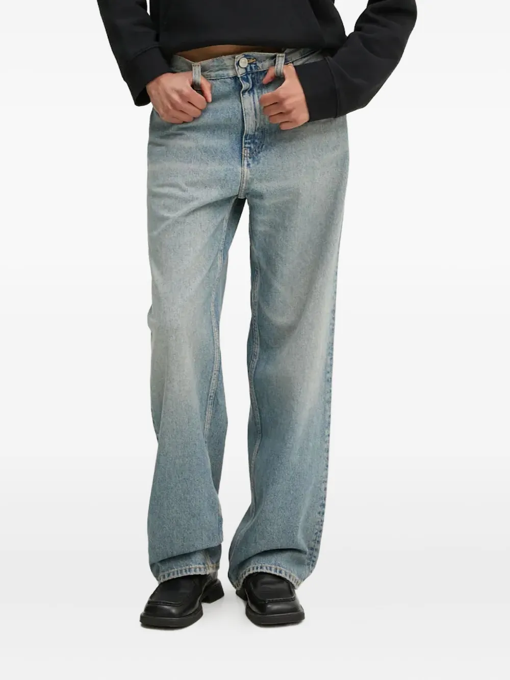 Джинсы с пятью карманами и нашивкой с логотипом Won Hundred, синий
Джинсы с пятью карманами и нашивкой с логотипом Won Hundred, синий