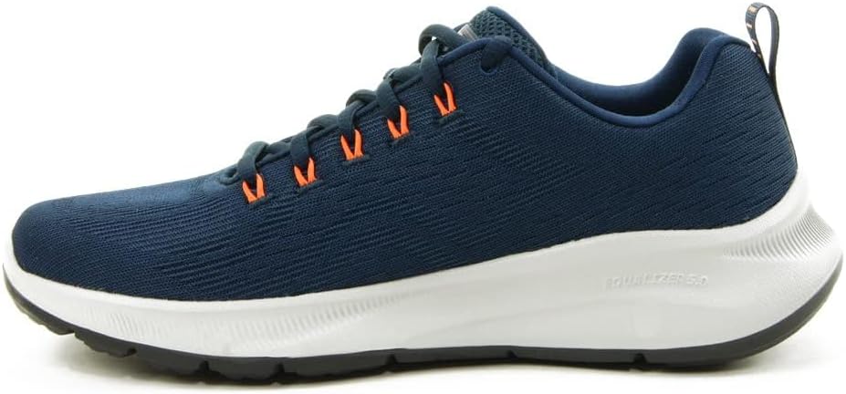 Мужские кроссовки Skechers средней высоты, синий
Мужские кроссовки Skechers средней высоты, синий