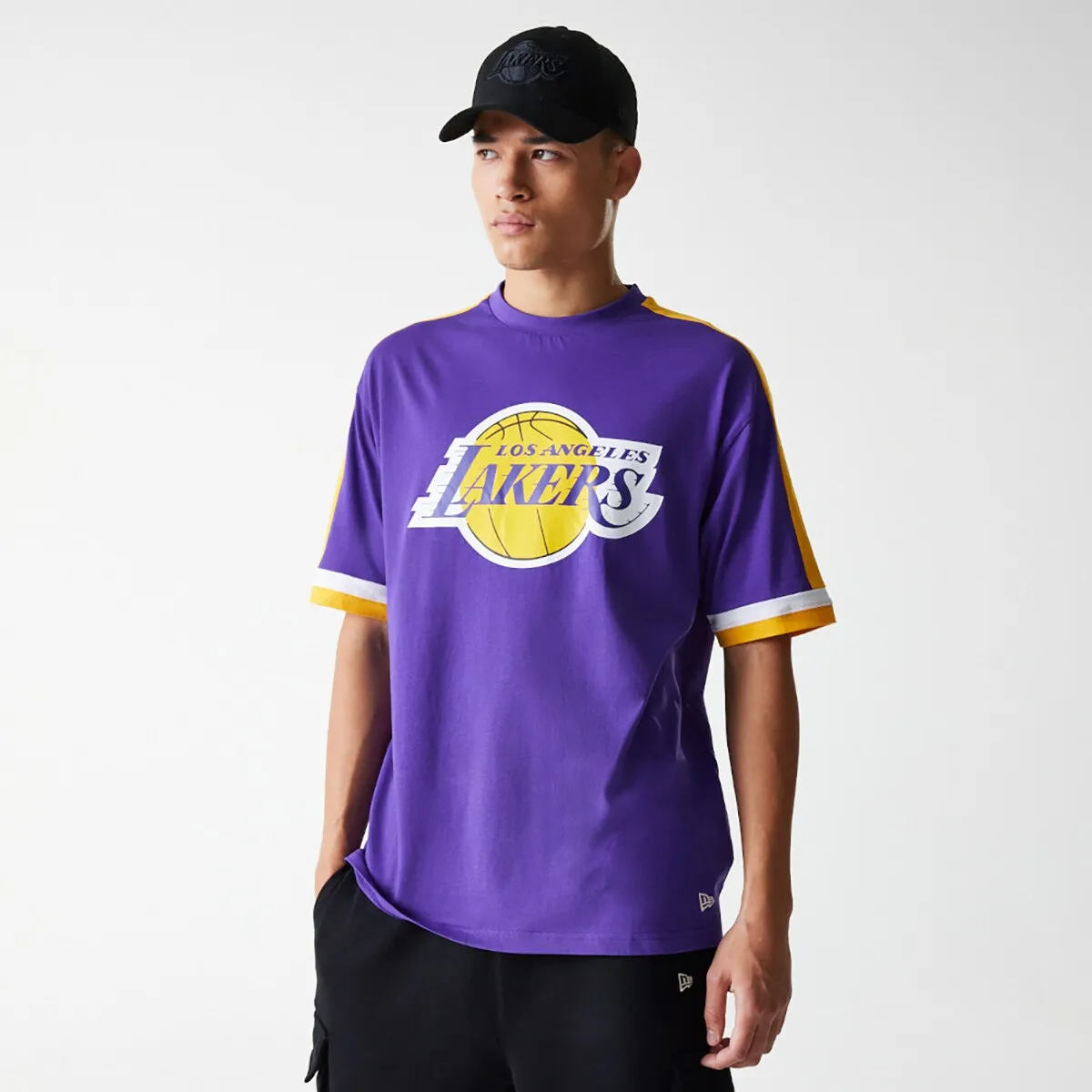 Футболка La Lakers Nba Panel New Era Oversize, лиловый
Футболка La Lakers Nba Panel New Era Oversize, лиловый