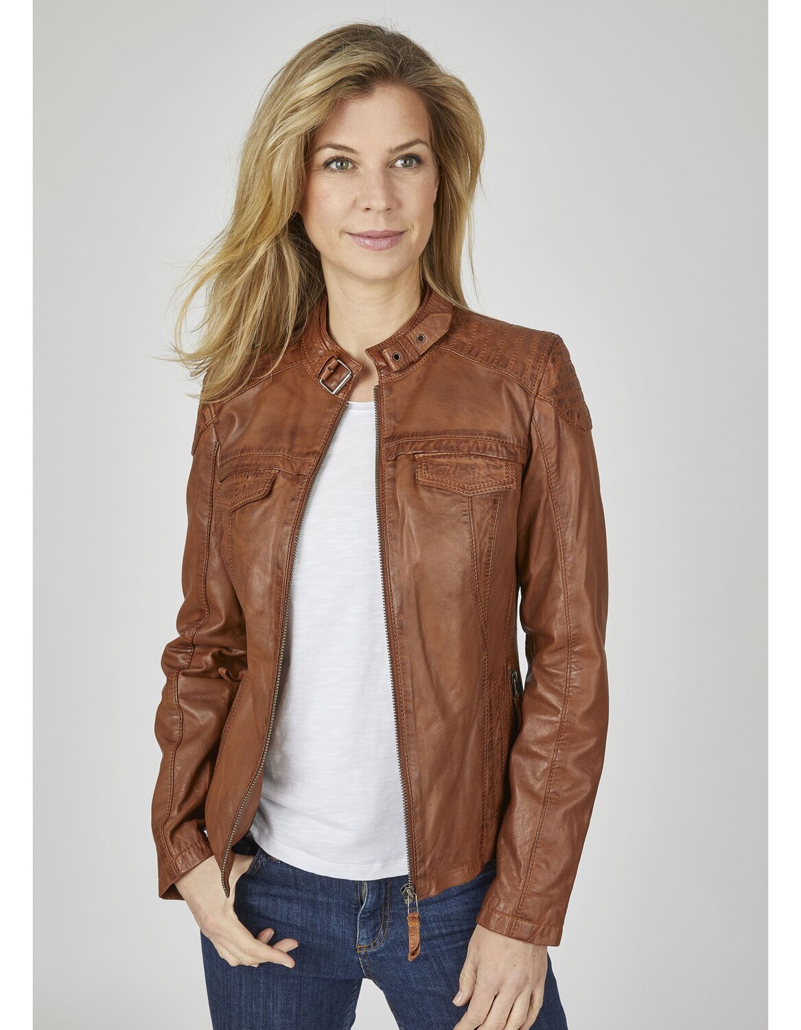 Кожаная куртка 7eleven Mila, коньячный
Кожаная куртка 7eleven Mila, коньячный