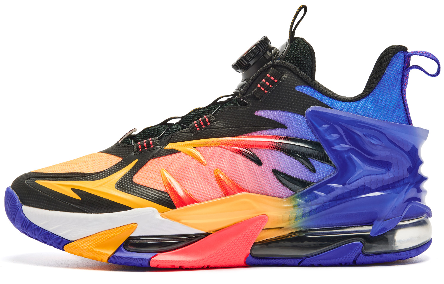 Баскетбольные кроссовки для детей начальной школы QIAODAN, черный
Баскетбольные кроссовки для детей начальной школы QIAODAN, черный