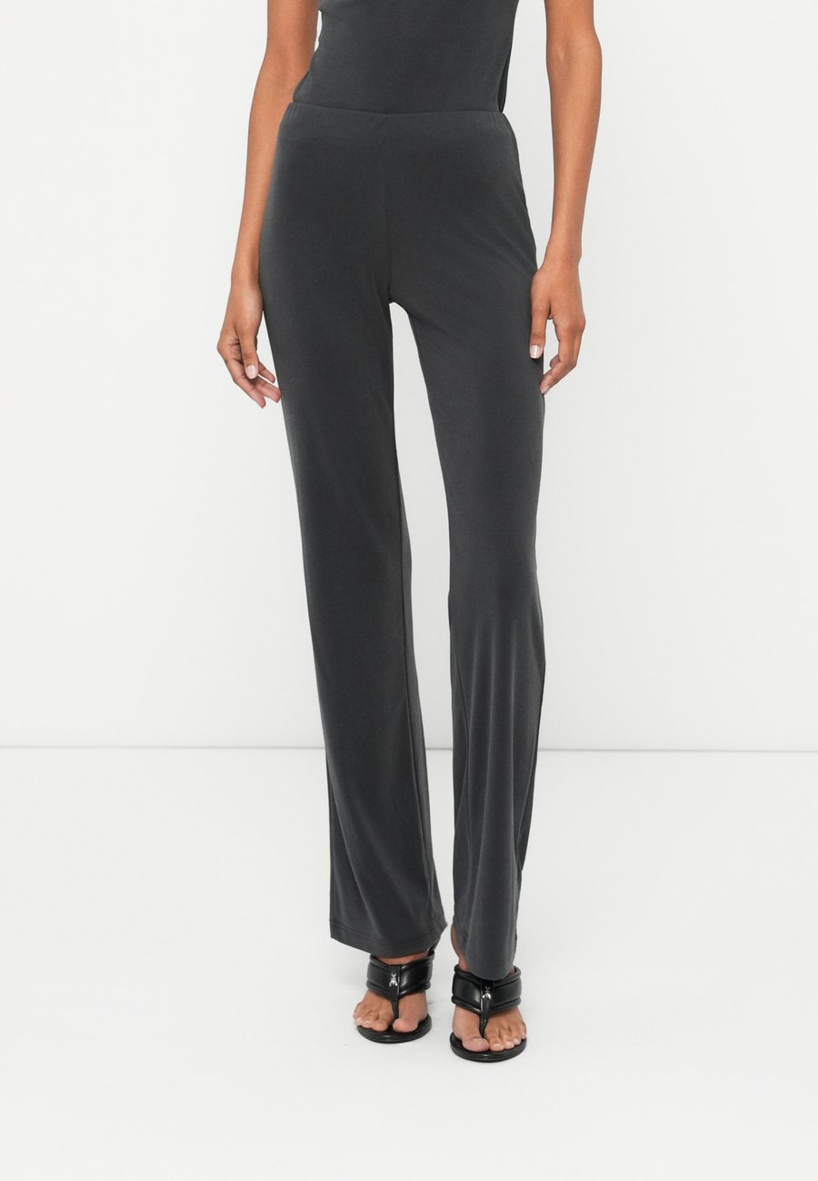 Брюки Samsøe Samsøe SASUS TROUSERS, Black
Брюки Samsøe Samsøe SASUS TROUSERS, Black