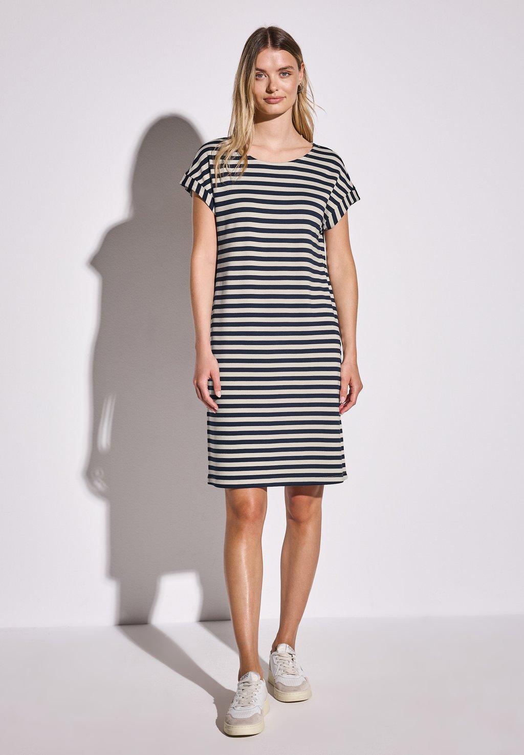 Платье из джерси GESTREIFTES Street One, темно-синий
Платье из джерси GESTREIFTES Street One, темно-синий