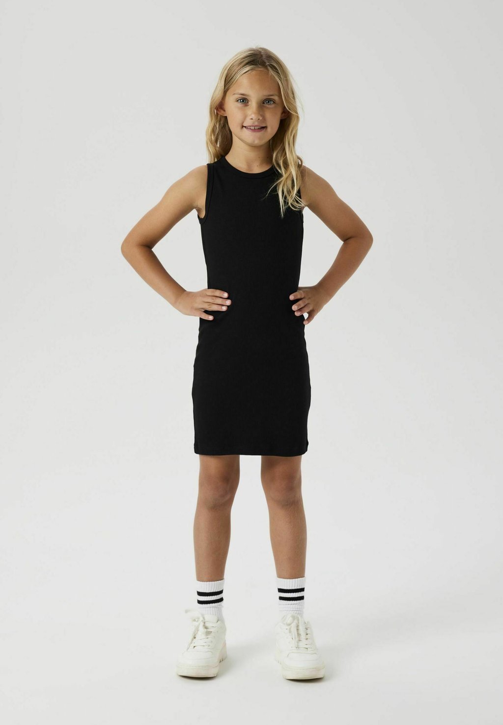 Вязаное платье Name it, черный
Вязаное платье Name it, черный