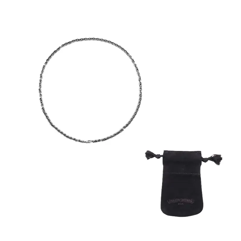 Бумажное ожерелье Chrome Hearts
Бумажное ожерелье Chrome Hearts