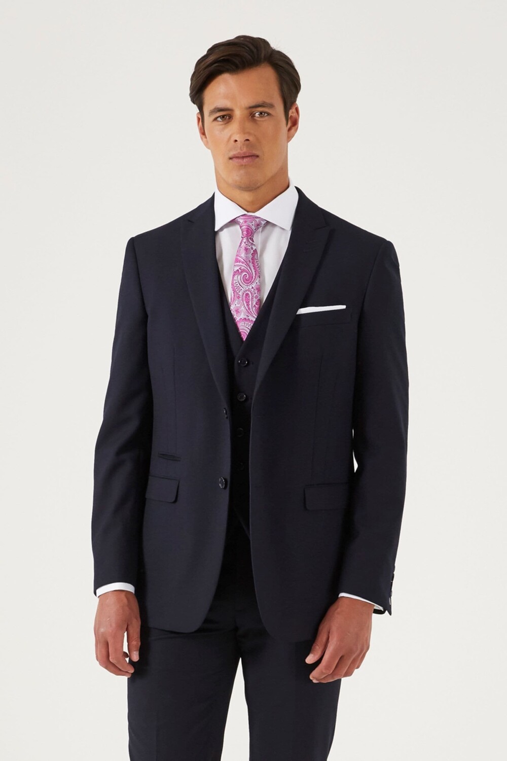 Приталенный костюм Мадрид: блейзер Skopes, синий
Приталенный костюм Мадрид: блейзер Skopes, синий