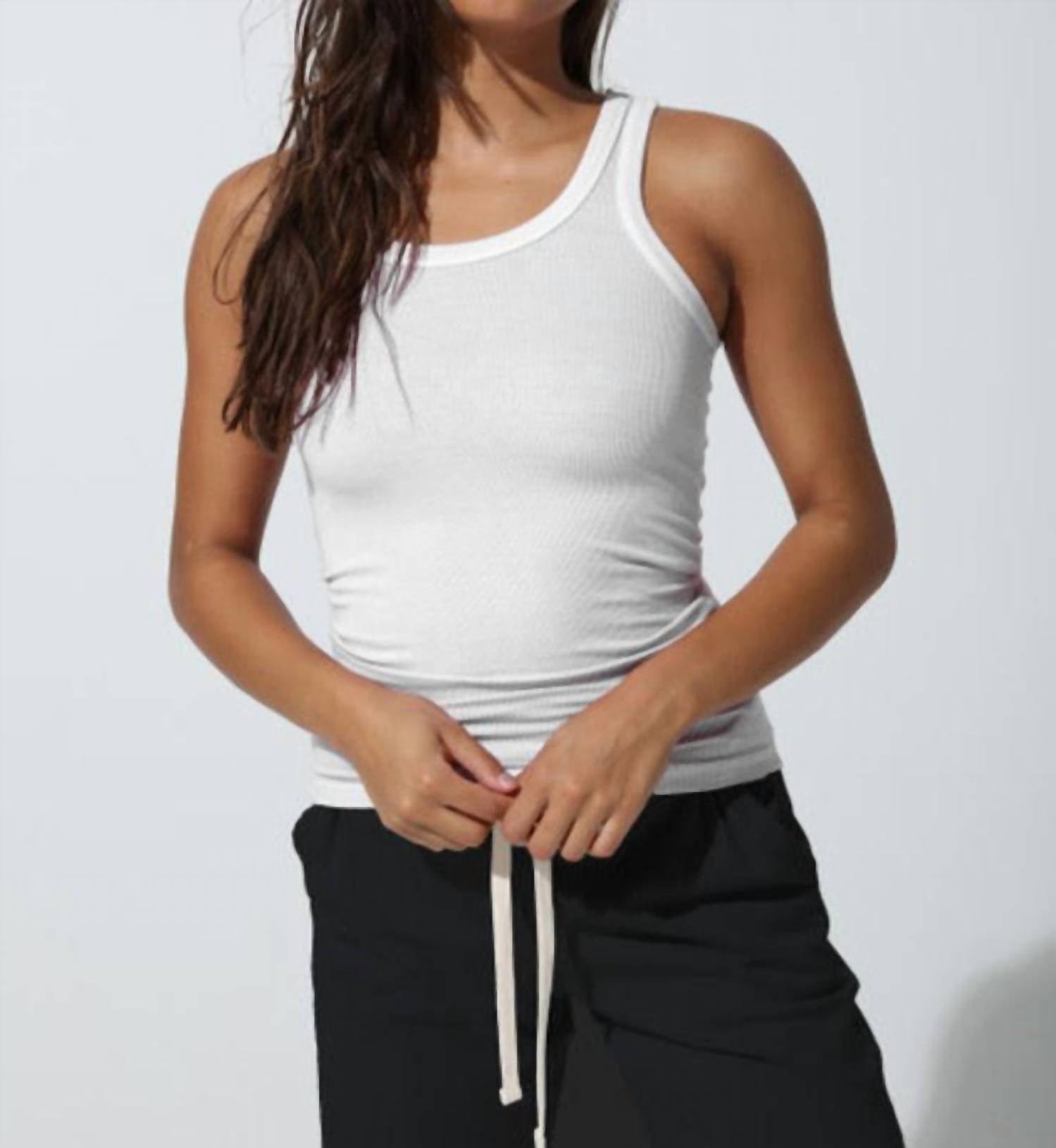 Топ Elle в облаке Electric & Rose, цвет cloud
Топ Elle в облаке Electric & Rose, цвет cloud