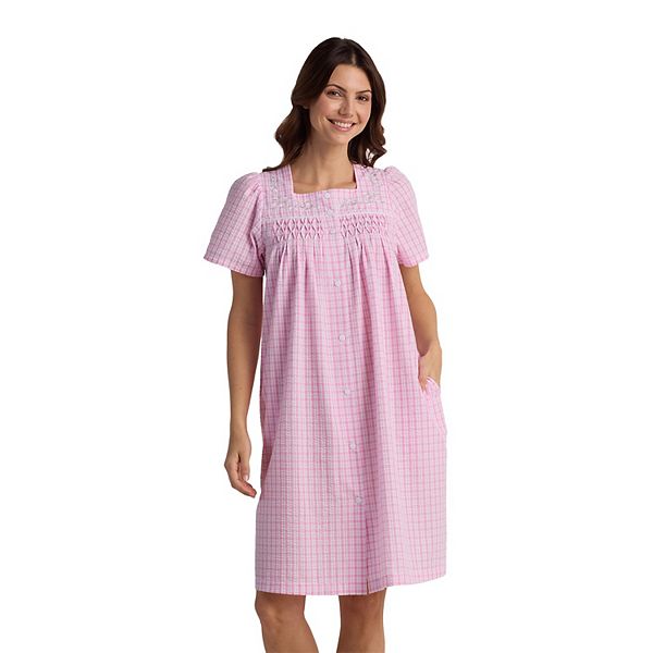 Женский халат из пике на пуговицах Miss Elaine Essentials, Pink Check
Женский халат из пике на пуговицах Miss Elaine Essentials, Pink Check