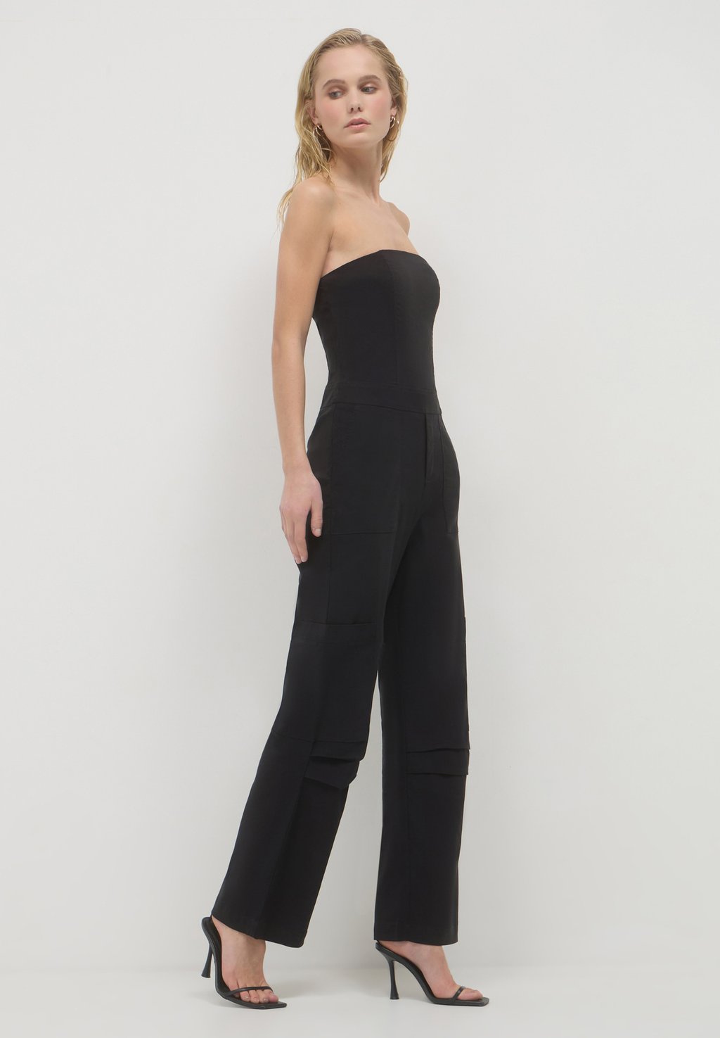 Комбинезон TUTA Calliope, черный 
Комбинезон TUTA Calliope, черный