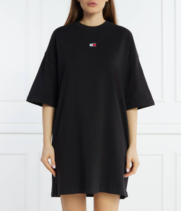 Платье-футболка женское Tommy Jeans хлопковое, черный
Платье-футболка женское Tommy Jeans хлопковое, черный