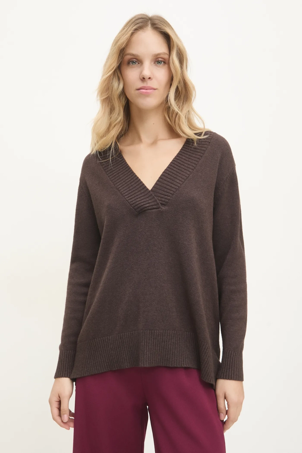 Свитер Answear Lab, коричневый
Свитер Answear Lab, коричневый