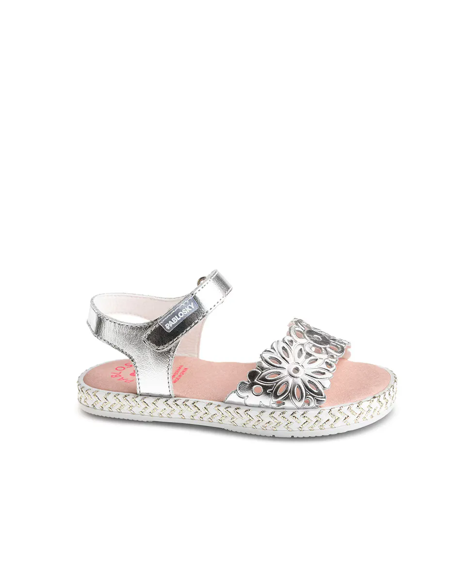 Кожаные босоножки для девочек с клейкой застежкой Pablosky, серебряный
Кожаные босоножки для девочек с клейкой застежкой Pablosky, серебряный