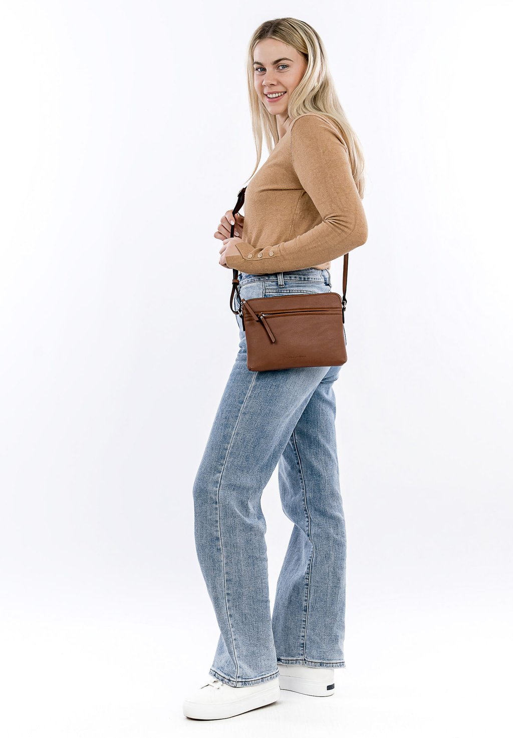 Сумка через плечо EMMA Emily & Noah, коричневый 
Сумка через плечо EMMA Emily & Noah, коричневый