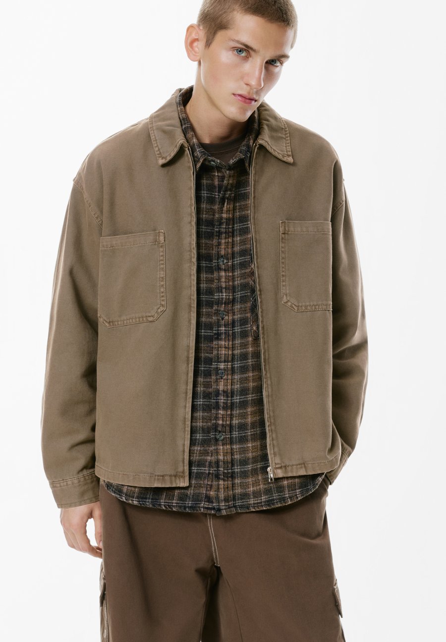 Куртка PULL&BEAR Light jacket, Brown
Куртка PULL&BEAR Light jacket, Brown