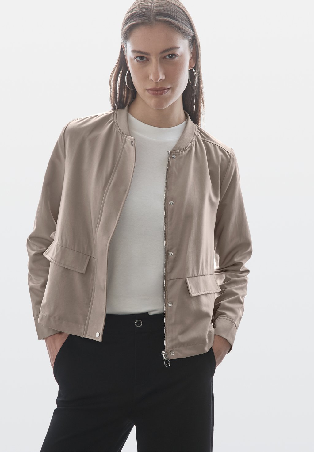 Куртка-бомбер Street One, бежевый
Куртка-бомбер Street One, бежевый