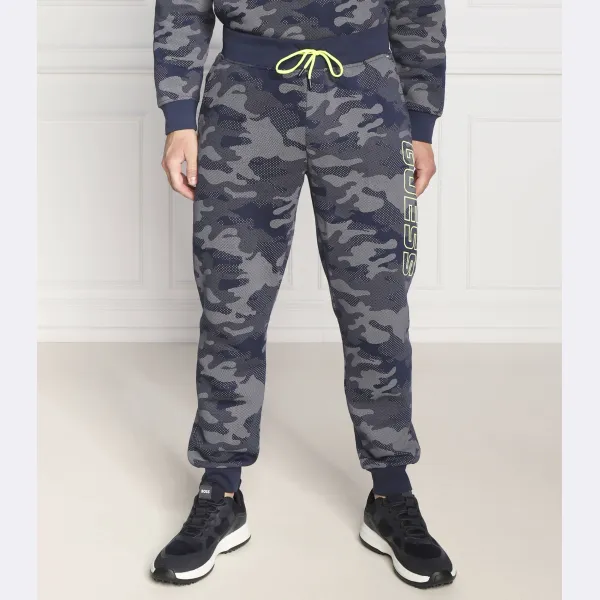 Спортивные брюки стандартного кроя Guess, синий
Спортивные брюки стандартного кроя Guess, синий