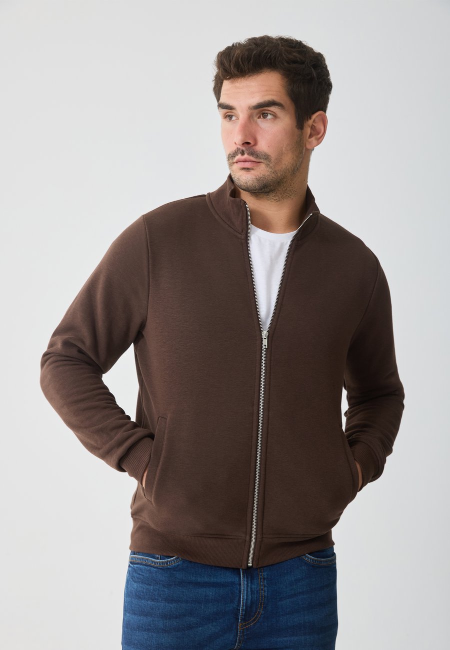 Толстовка Pier One Zip-up sweatshirt, Brown/Dark Brown, Коричневый, Толстовка Pier One Zip-up sweatshirt, Brown/Dark Brown
Толстовка Pier One Zip-up sweatshirt, Brown/Dark Brown, Коричневый, Толстовка Pier One Zip-up sweatshirt, Brown/Dark Brown