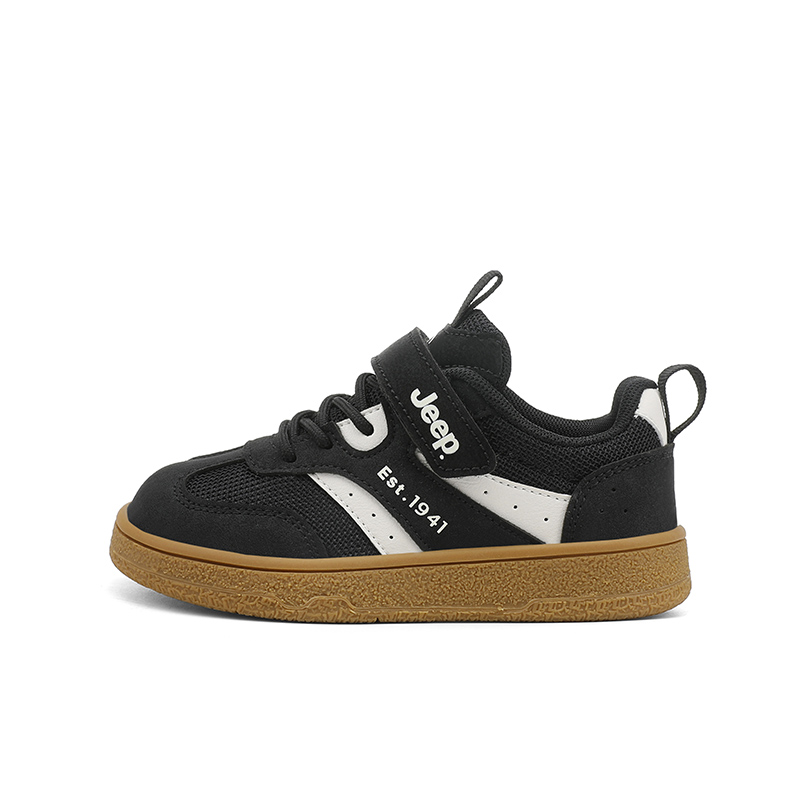 Jeep Spring Morning 20 Low top Skateboard Shoes Graphite Black/Beige Kids'
Jeep Spring Morning 20 Low top Skateboard Shoes Graphite Black/Beige Kids'