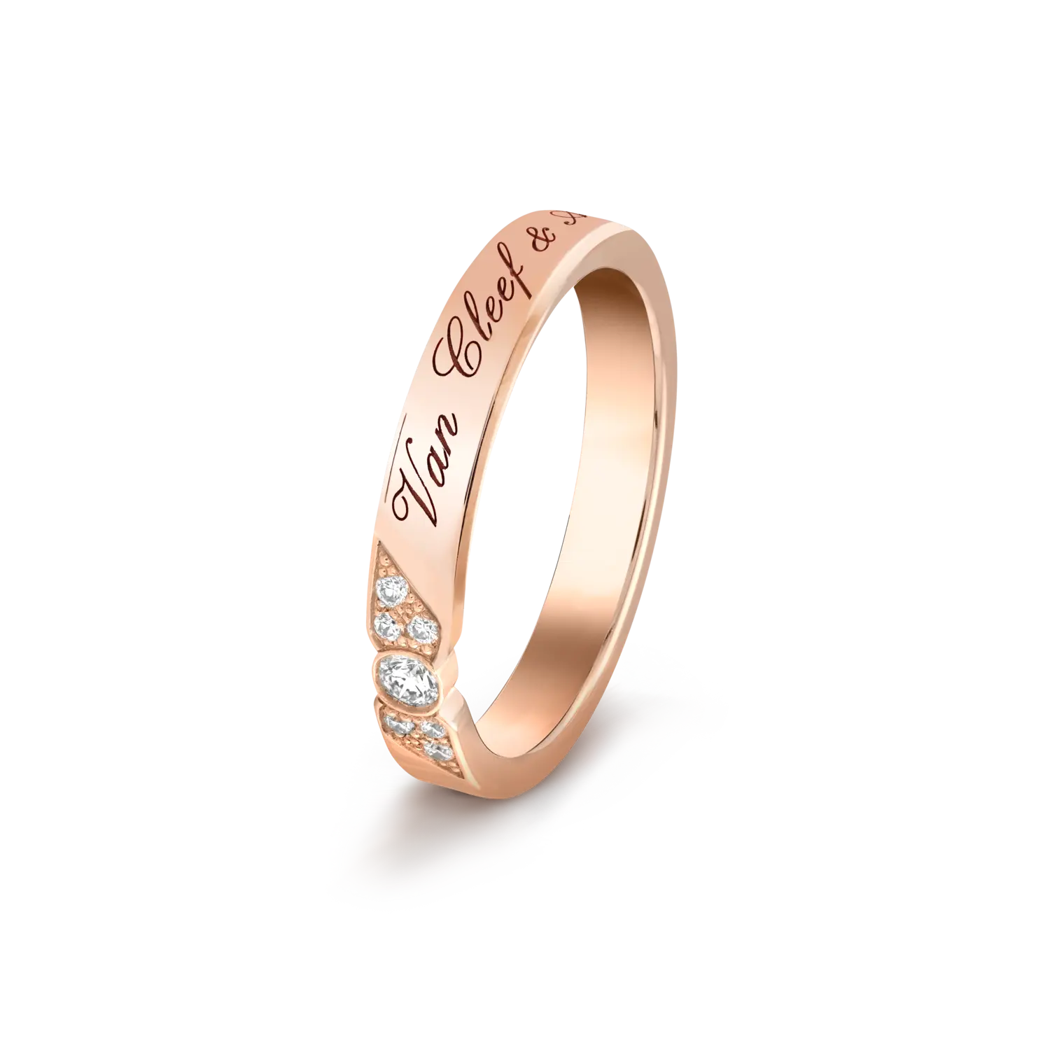 Обручальное кольцо Van Cleef & Arpels Toujours Signature Etoiles, 3 мм, 18-ct розовое золото, бриллиант
Обручальное кольцо Van Cleef & Arpels Toujours Signature Etoiles, 3 мм, 18-ct розовое золото, бриллиант