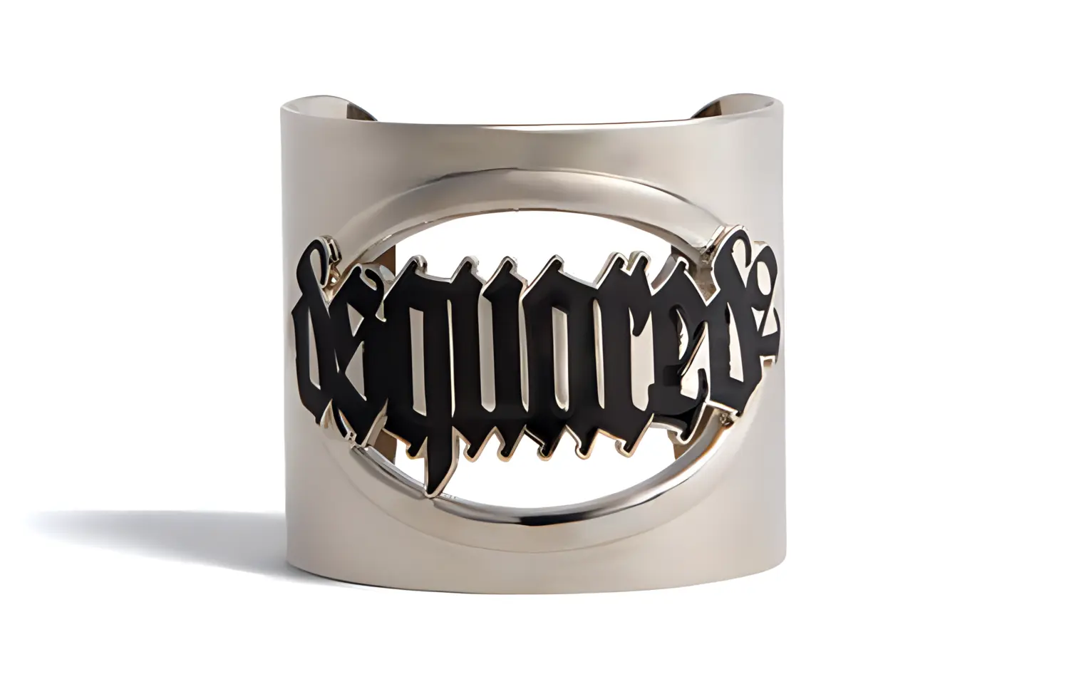 Браслет с готическим логотипом и надписью Dsquared 2, серебро
Браслет с готическим логотипом и надписью Dsquared 2, серебро