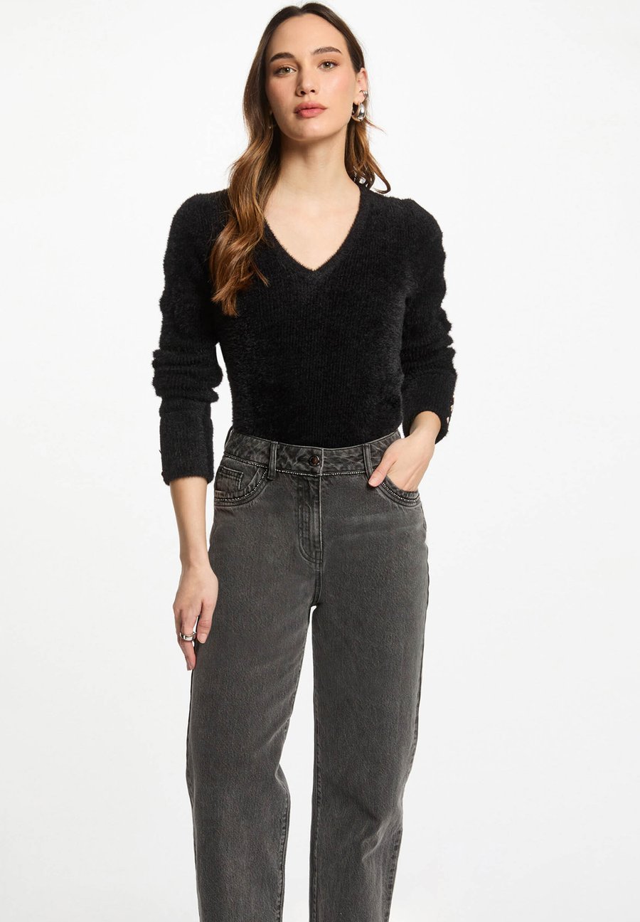 Джемпер Morgan LONG-SLEEVED WITH FLUFFY, Noir/Black
Джемпер Morgan LONG-SLEEVED WITH FLUFFY, Noir/Black