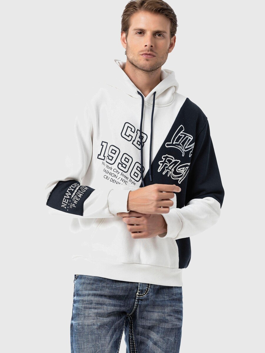 Толстовка CIPO & BAXX, от белого
Толстовка CIPO & BAXX, от белого