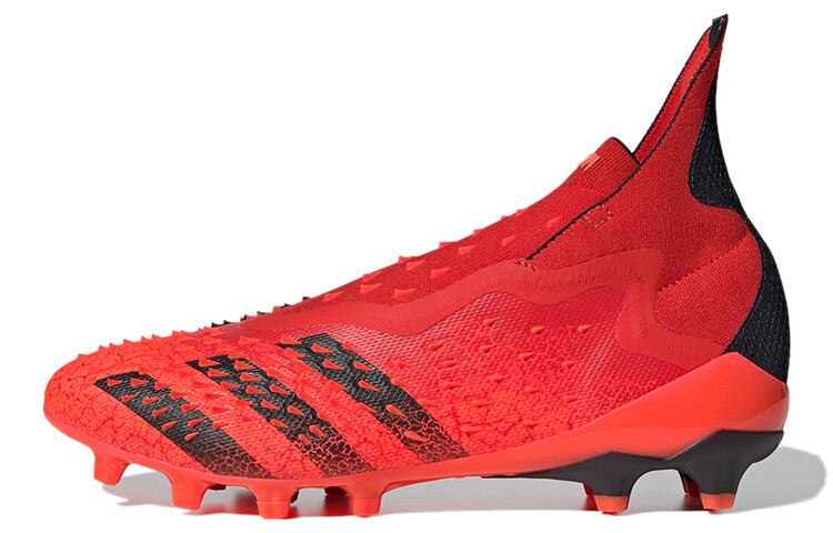 Мужские футбольные кроссовки Adidas Predator
Мужские футбольные кроссовки Adidas Predator