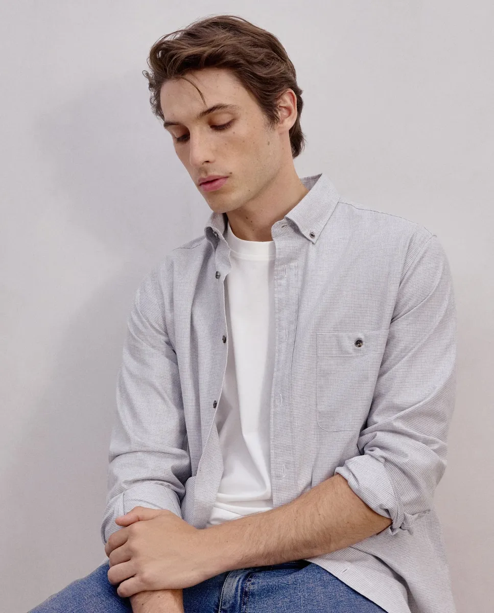 Рубашка из ткани мл в клетку «гусиные лапки» классическая Dustin, светло-серый
Рубашка из ткани мл в клетку «гусиные лапки» классическая Dustin, светло-серый