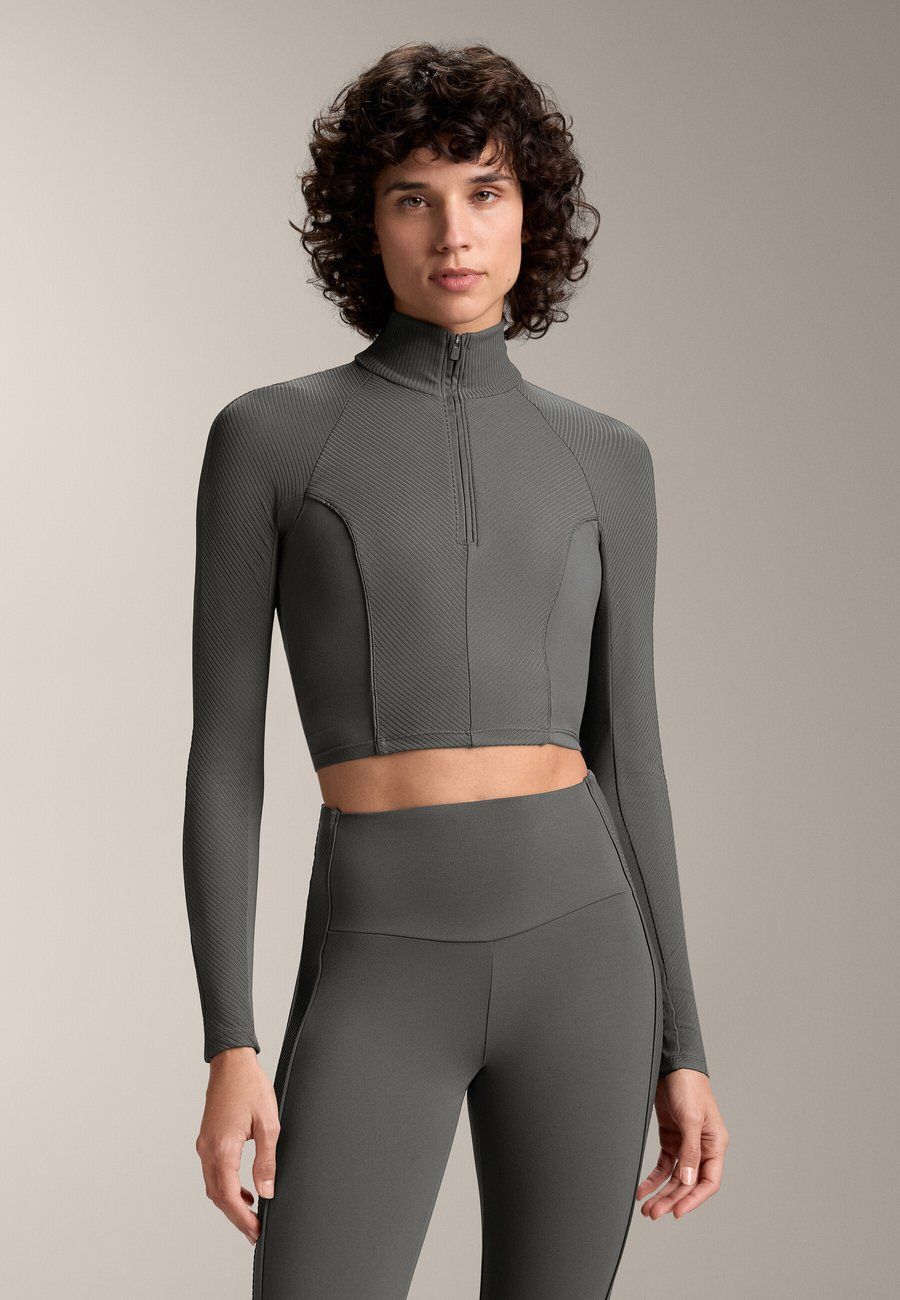 Топ OYSHO COMFORTLUX, Grey
Топ OYSHO COMFORTLUX, Grey