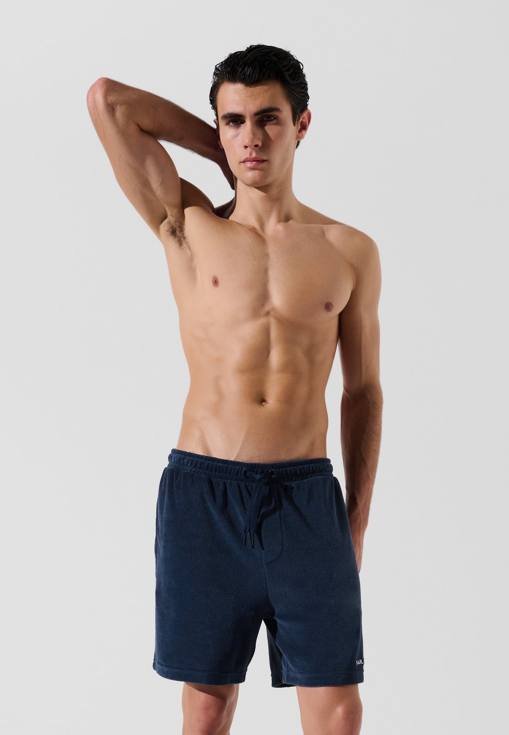 Пляжные шорты LOGO KARL LAGERFELD, синий
Пляжные шорты LOGO KARL LAGERFELD, синий