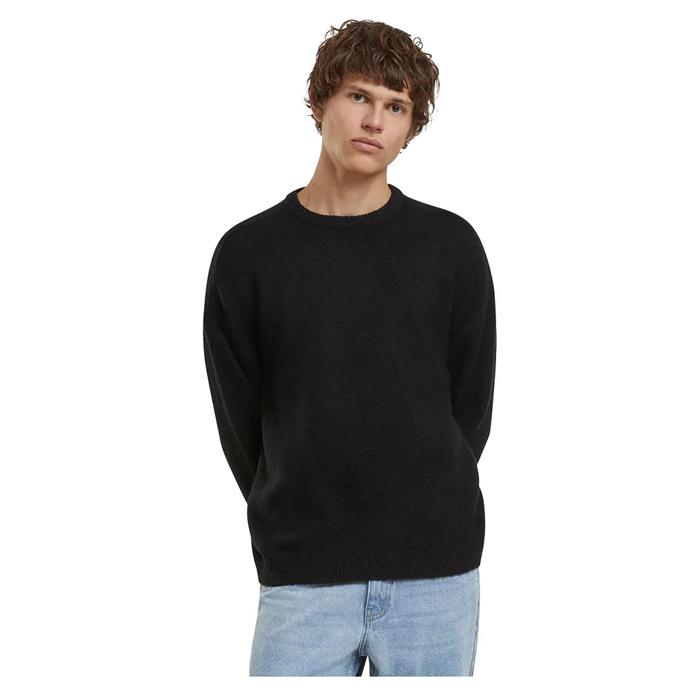 Свитер Urban Classics Oversized Chunky, черный
Свитер Urban Classics Oversized Chunky, черный
