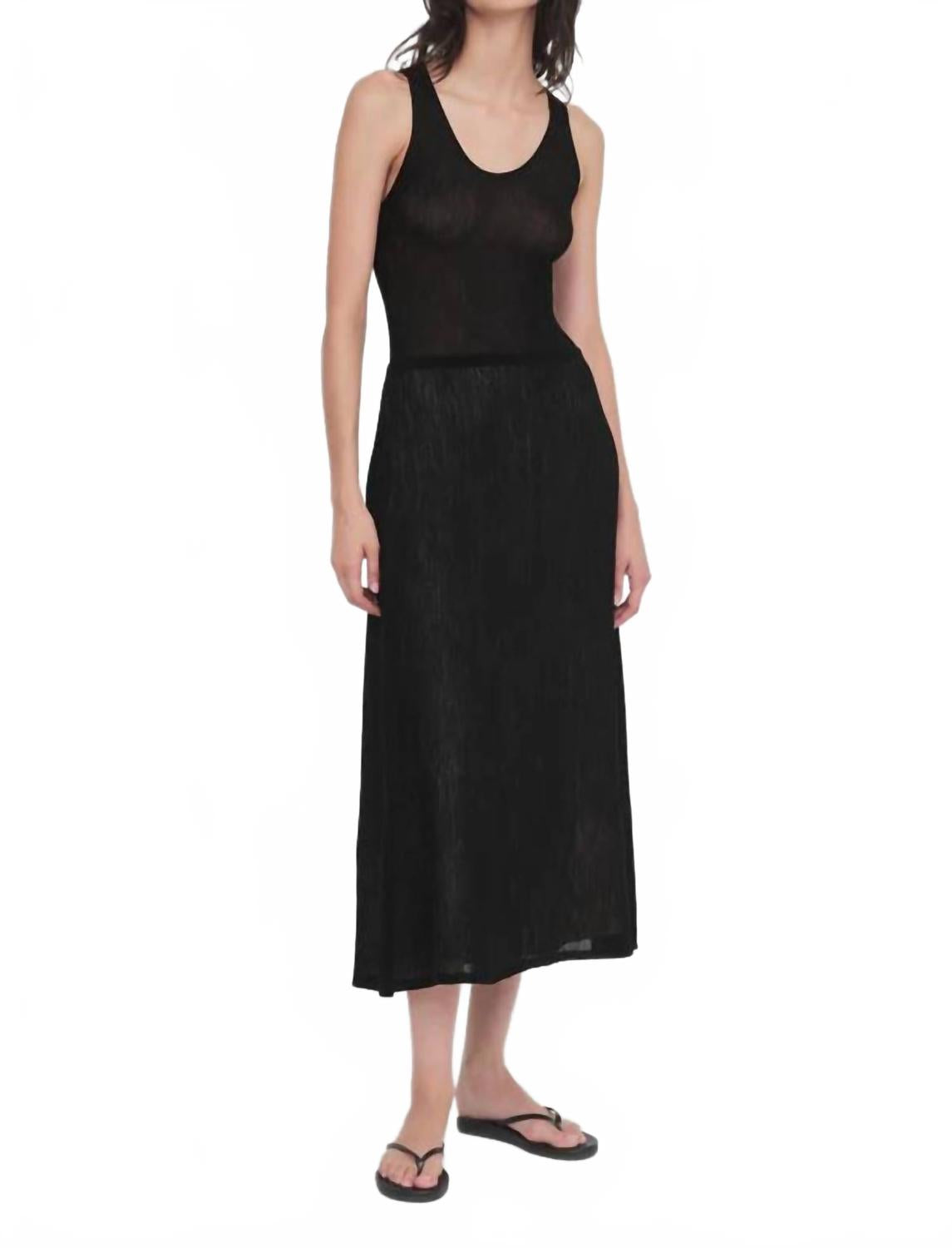 Юбка Биа черная Partow
Юбка Биа черная Partow