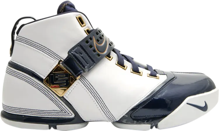 Кроссовки Nike Zoom LeBron 5 'White Midnight Navy', белый 
Кроссовки Nike Zoom LeBron 5 'White Midnight Navy', белый