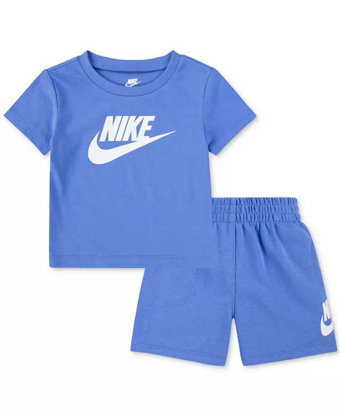 Футболка и шорты Baby Club, комплект из 2 предметов Nike, синий
Футболка и шорты Baby Club, комплект из 2 предметов Nike, синий