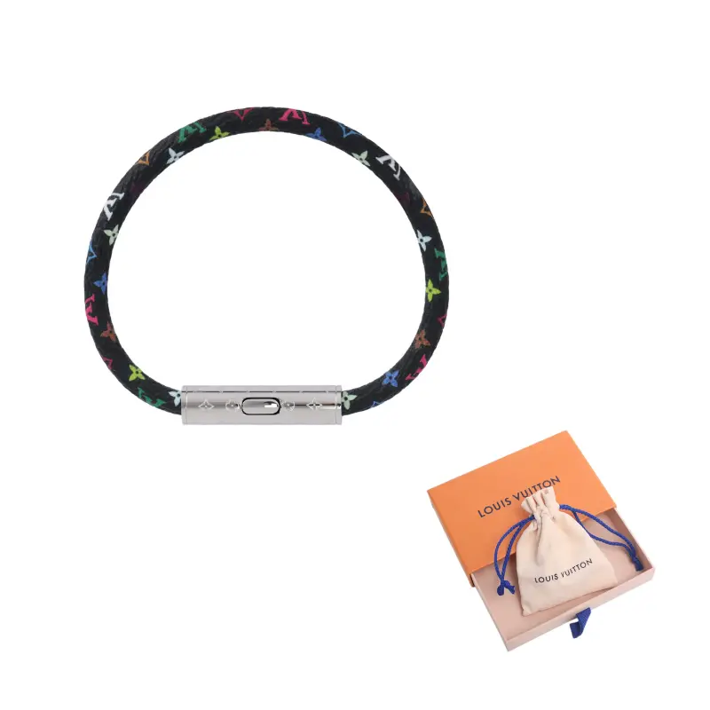 Браслет Lv M8974E Lv X Tm Lv Confidential LOUIS VUITTON
Браслет Lv M8974E Lv X Tm Lv Confidential LOUIS VUITTON